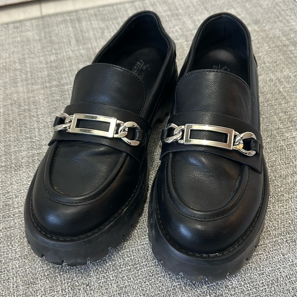 Call It Spring women’s black loafers - Picture 1 of 3